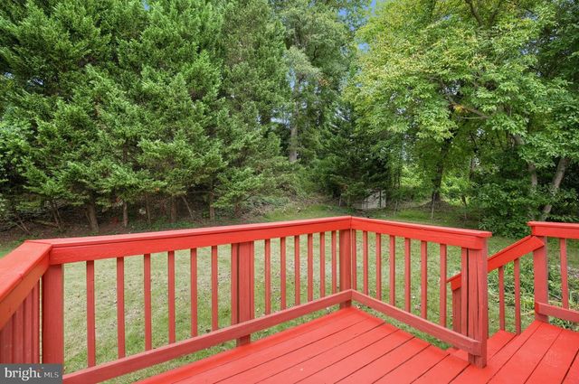 6720 BRIARCLIFF DR, Clinton, MD 20735