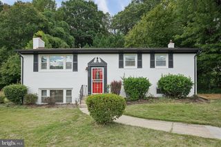 6720 BRIARCLIFF DR, Clinton, MD 20735