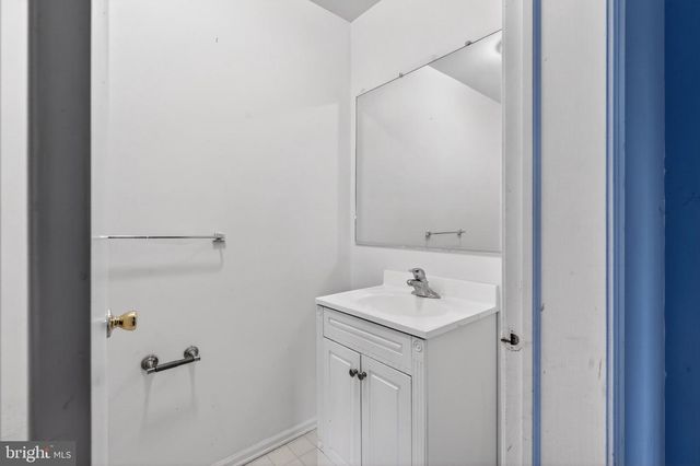 228 GOSHEN RD, Schwenksville, PA 19473