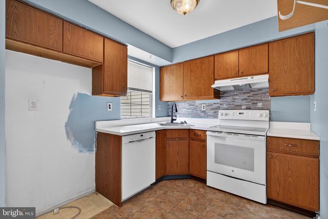 228 GOSHEN RD, Schwenksville, PA 19473