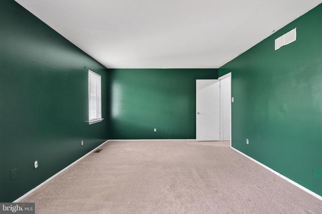 228 GOSHEN RD, Schwenksville, PA 19473