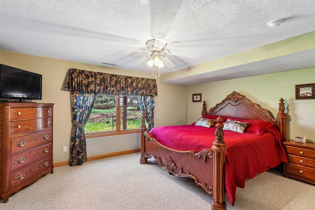 7955 Wistful Vista Drive 14, West Des Moines, IA 50266