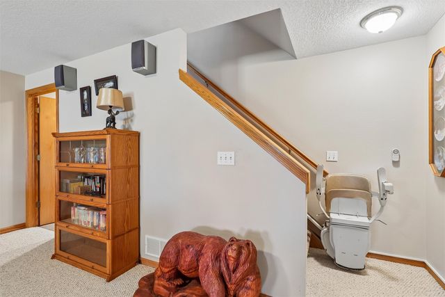 7955 Wistful Vista Drive 14, West Des Moines, IA 50266