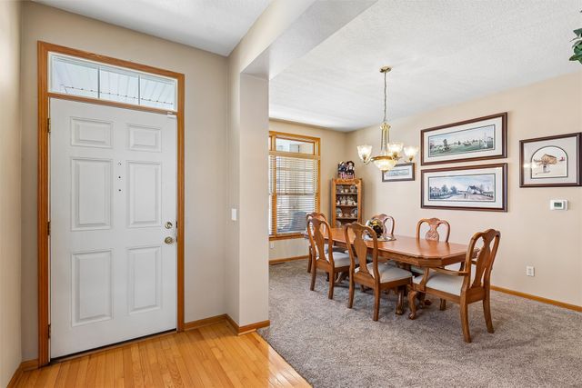 7955 Wistful Vista Drive 14, West Des Moines, IA 50266