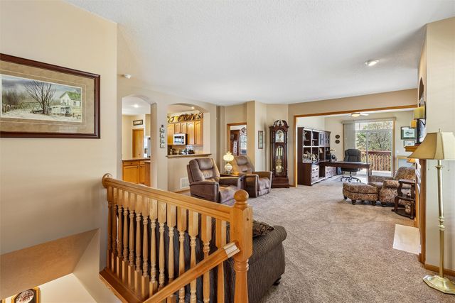 7955 Wistful Vista Drive 14, West Des Moines, IA 50266