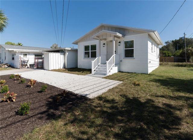 7291 8TH N, St Petersburg, FL 33702