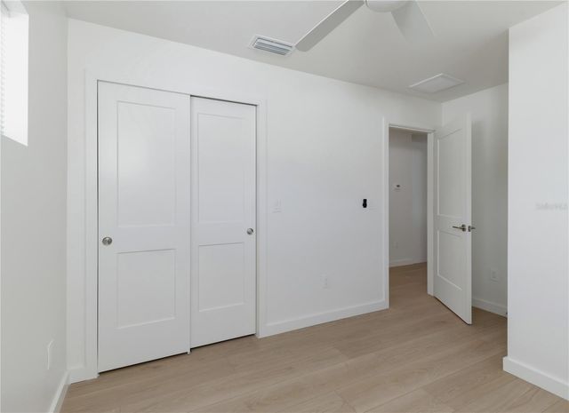 7291 8TH N, St Petersburg, FL 33702