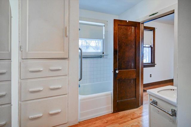 1101 Birch Haven Circle, Monona, WI 53716