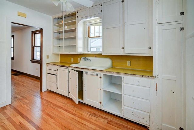 1101 Birch Haven Circle, Monona, WI 53716