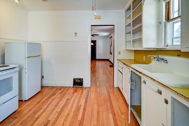 1101 Birch Haven Circle, Monona, WI 53716