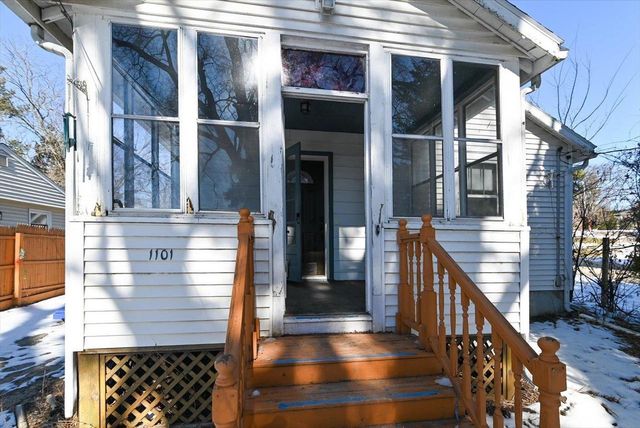 1101 Birch Haven Circle, Monona, WI 53716