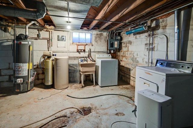 1101 Birch Haven Circle, Monona, WI 53716