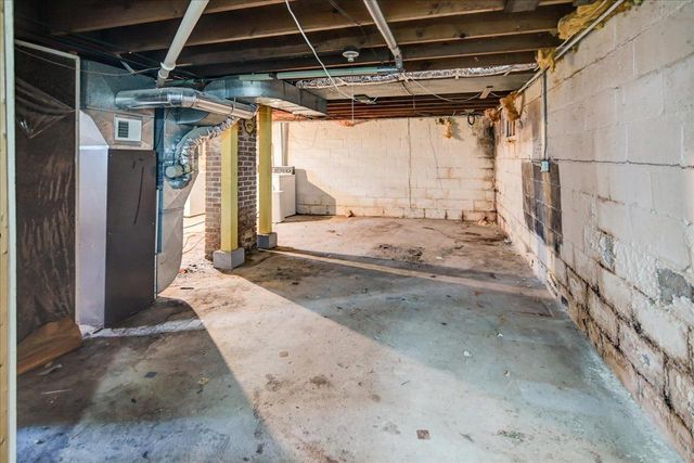 1101 Birch Haven Circle, Monona, WI 53716