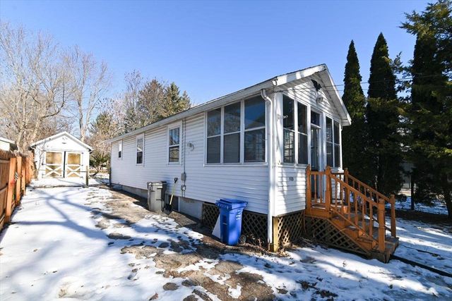 1101 Birch Haven Circle, Monona, WI 53716