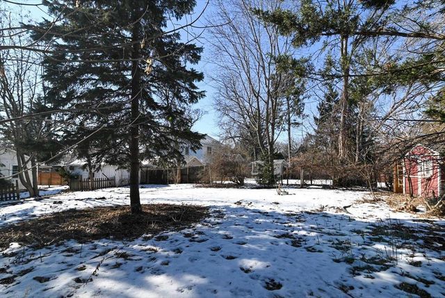 1101 Birch Haven Circle, Monona, WI 53716