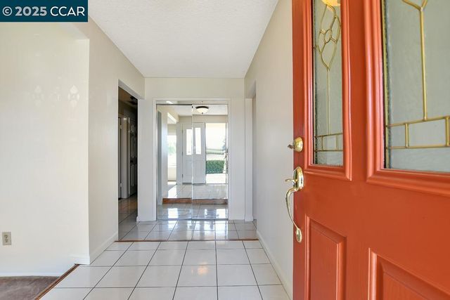 4911 Fuschia Way, Oakley, CA 94561