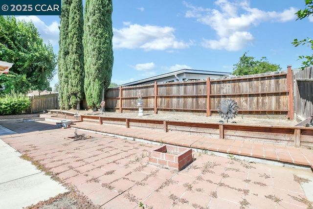 4911 Fuschia Way, Oakley, CA 94561
