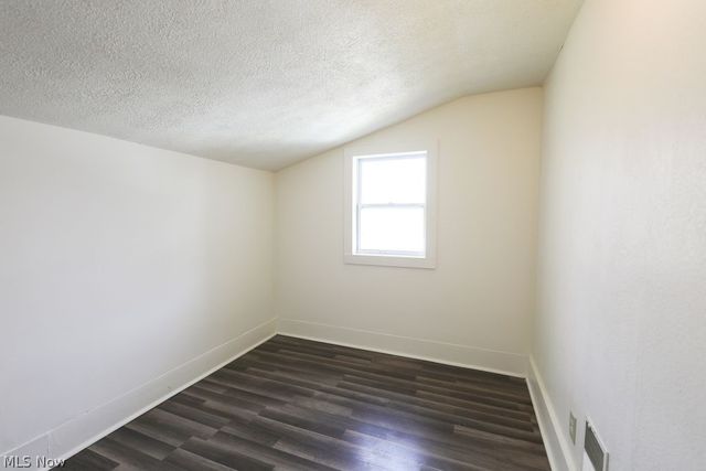 855 Newgarden Avenue, Salem, OH 44460