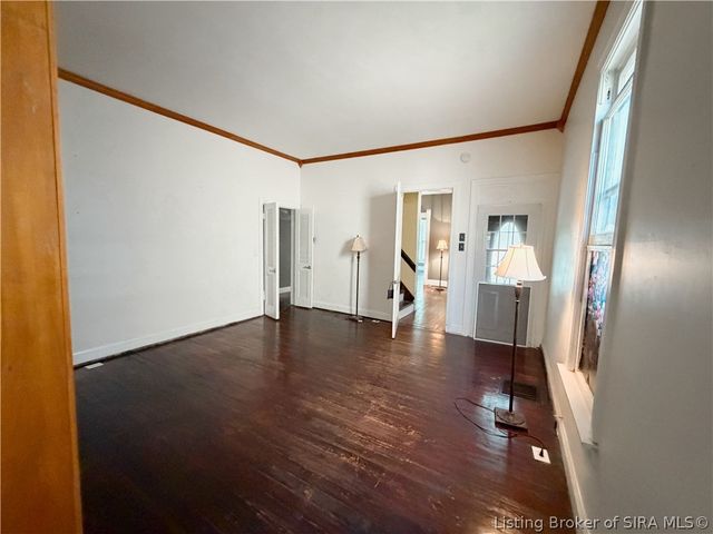 1211 E Elm Street, New Albany, IN 47150