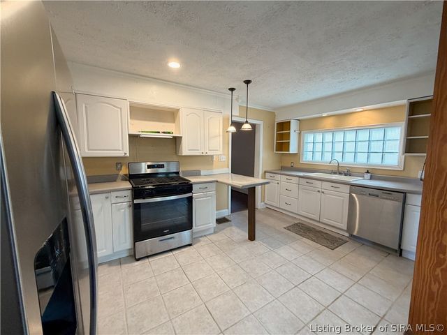 1211 E Elm Street, New Albany, IN 47150