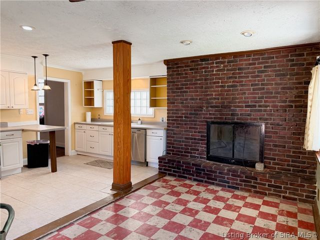 1211 E Elm Street, New Albany, IN 47150
