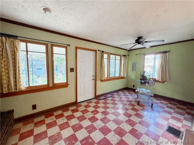 1211 E Elm Street, New Albany, IN 47150
