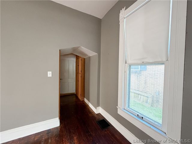 1211 E Elm Street, New Albany, IN 47150