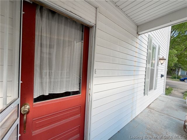 1211 E Elm Street, New Albany, IN 47150
