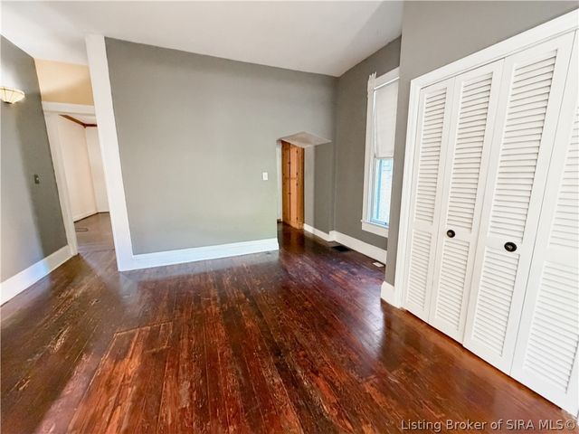 1211 E Elm Street, New Albany, IN 47150
