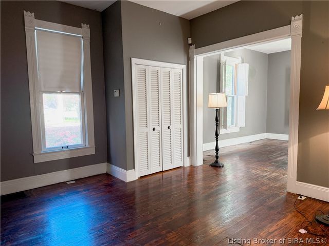 1211 E Elm Street, New Albany, IN 47150