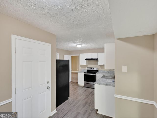 1481 Corn Crib Court, Stone Mountain, GA 30088