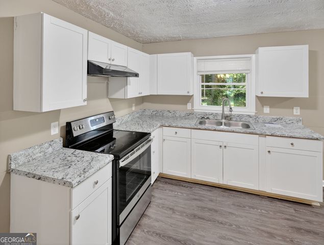 1481 Corn Crib Court, Stone Mountain, GA 30088