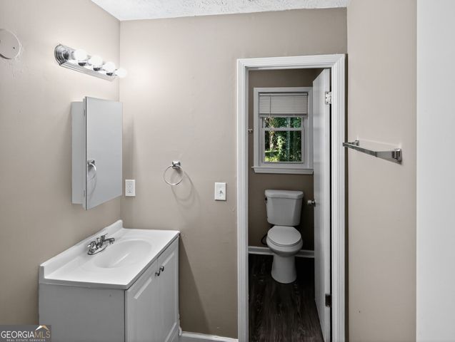 1481 Corn Crib Court, Stone Mountain, GA 30088