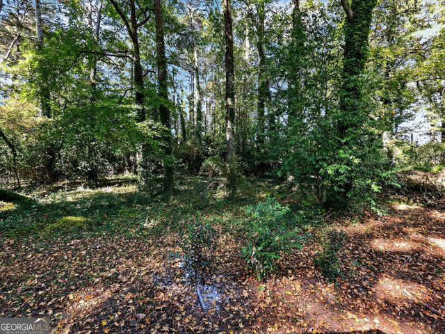 1481 Corn Crib Court, Stone Mountain, GA 30088