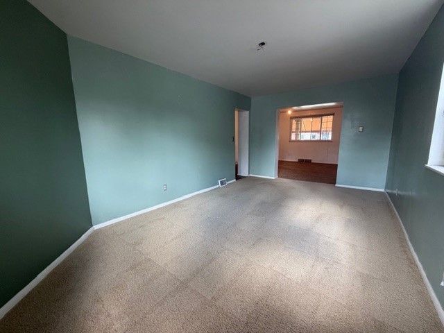 7728 Lyman St, Regent Square, PA 15221