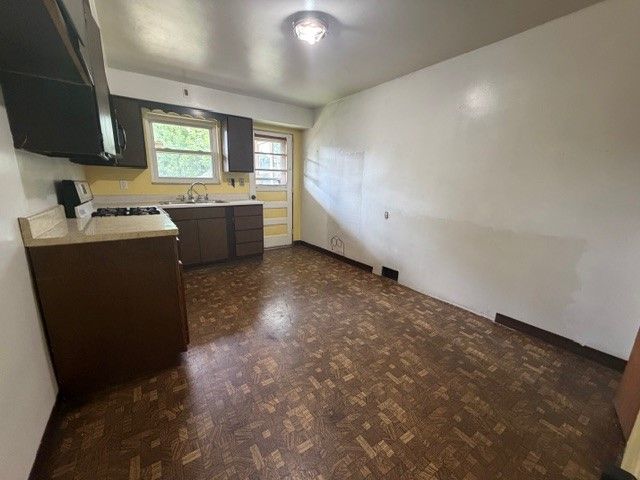 7728 Lyman St, Regent Square, PA 15221