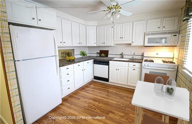 47 Stoneledge, Amherst, NY 14221