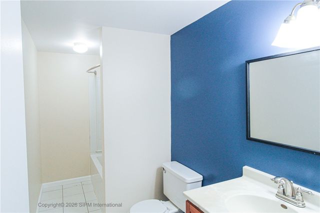 47 Stoneledge, Amherst, NY 14221