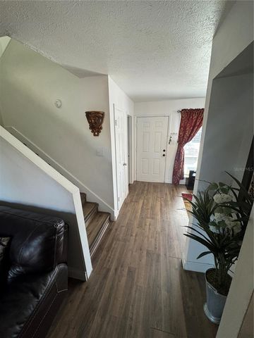 1836 WARRINGWOOD DRIVE B4, Orlando, FL 32839