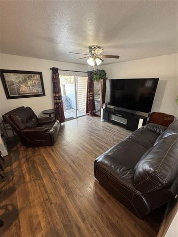 1836 WARRINGWOOD DRIVE B4, Orlando, FL 32839