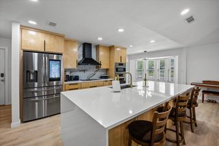 1001 Hazelwood Drive, Mansfield, TX 76063