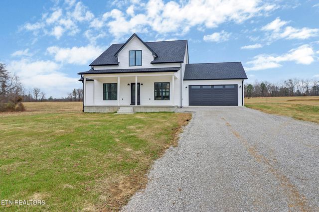 225 Georgee Rd, Jamestown, TN 38556