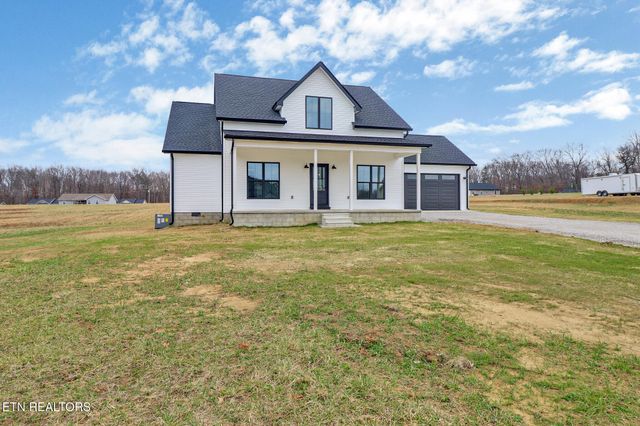 225 Georgee Rd, Jamestown, TN 38556