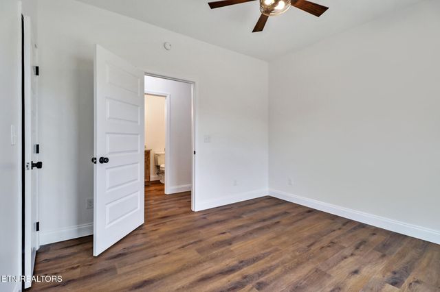 225 Georgee Rd, Jamestown, TN 38556