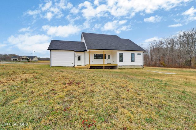 225 Georgee Rd, Jamestown, TN 38556