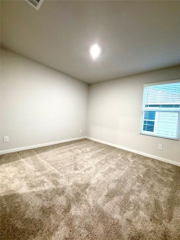 533 Shoreview Drive, Conroe, TX 77303