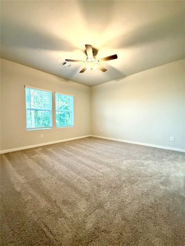 533 Shoreview Drive, Conroe, TX 77303