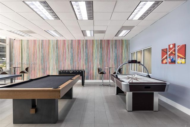 1200 Brickell Bay Drive 4010, Miami, FL 33131