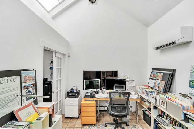 239 Mt Auburn Street, Cambridge, MA 02138