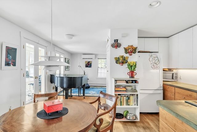 239 Mt Auburn Street, Cambridge, MA 02138